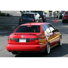 VW Vento bagāžnieka spoileris
